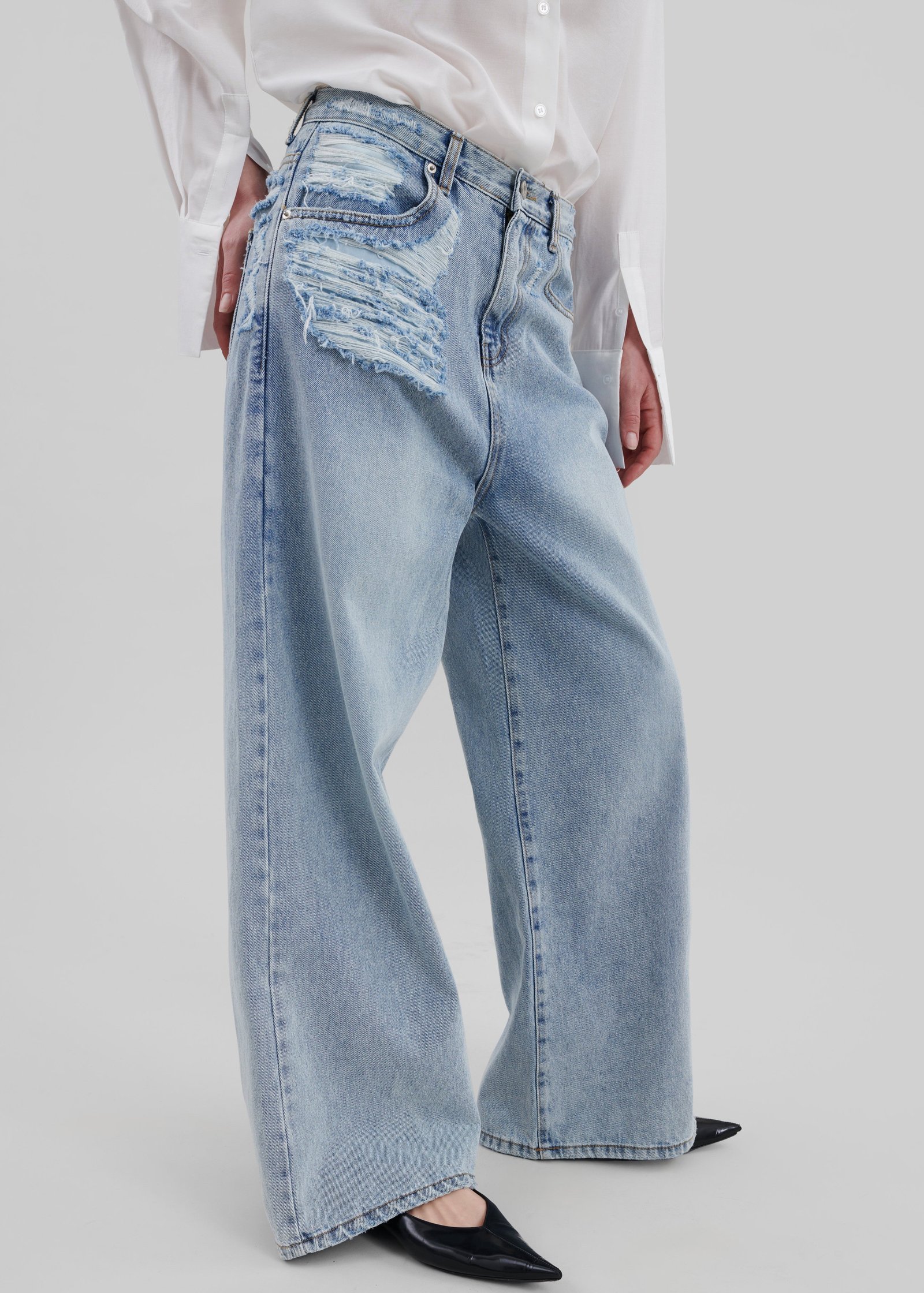 Ripped Jeans - Worn Wash