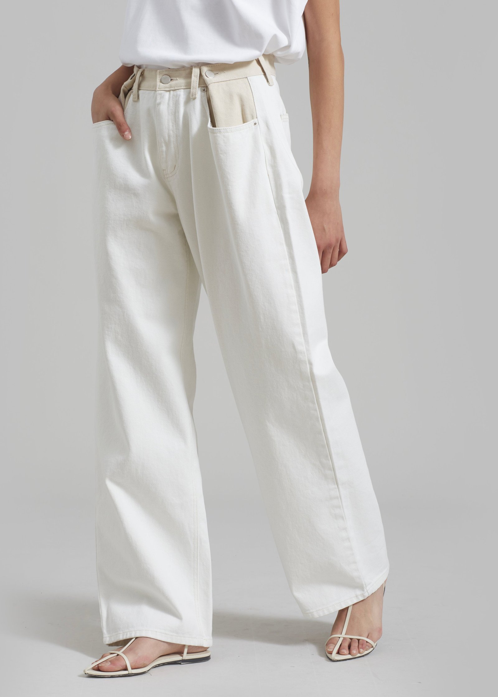 Contrast Denim Pants - Off White/Beige - Image 6